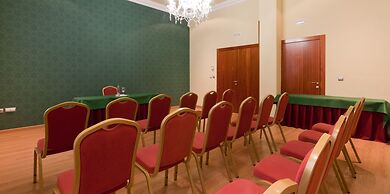 Senator Granada Hotel