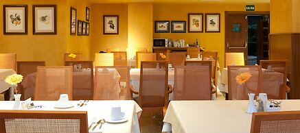 Senator Granada Hotel