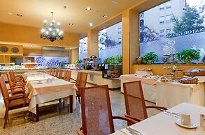 Senator Granada Hotel