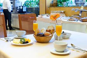 Senator Granada Hotel