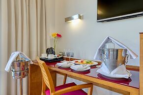 Senator Granada Hotel