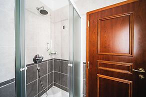 Hotel Kazbek