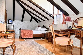 Hotel Kazbek