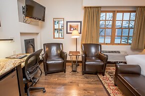 Columbia Cliff Villas Hotel