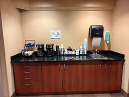 Richland Inn & Suites