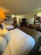 Richland Inn & Suites