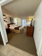 Richland Inn & Suites
