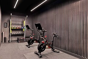 Revery Toronto Downtown, Curio Collection by Hilton