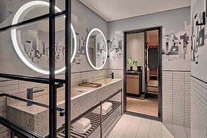 Caption by Hyatt Zhongshan Park Shanghai