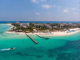 Privilege Aluxes Isla Mujeres Adults Only