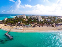 Privilege Aluxes Isla Mujeres Adults Only