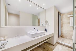 Privilege Aluxes Isla Mujeres Adults Only