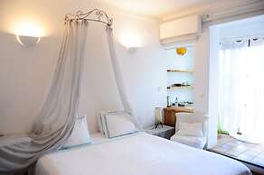 Uma Casa à Beira Sol