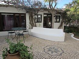 Uma Casa à Beira Sol