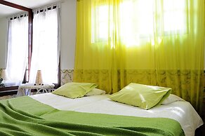 Uma Casa à Beira Sol