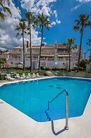 Apartamentos Turísticos Las Rosas de Capistrano