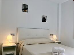 Apartamentos Turísticos Las Rosas de Capistrano