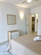 Apartamentos Turísticos Las Rosas de Capistrano