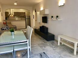 Apartamentos Turísticos Las Rosas de Capistrano