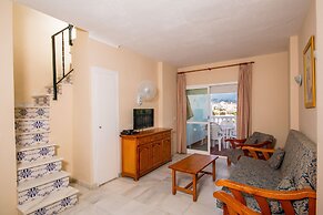 Apartamentos Turísticos Las Rosas de Capistrano