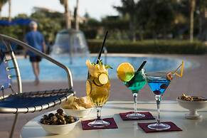 Lantana Resort Hotel & Apartments