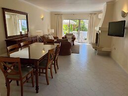 Vale Do Garrão Villas