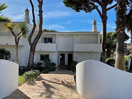 Vale Do Garrão Villas