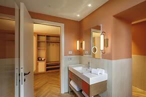 Rosetta Hotel Perugia, Tapestry Collection by Hilton