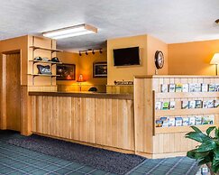 Quality Inn & Suites Munising