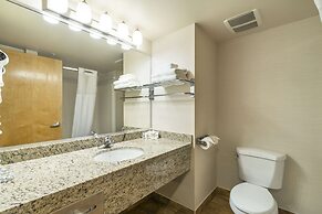 Comfort Inn Surrey Hotel