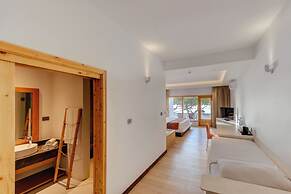 Cinnamon Dhonveli Maldives - Complimentary Speedboat Return for 2 pax 