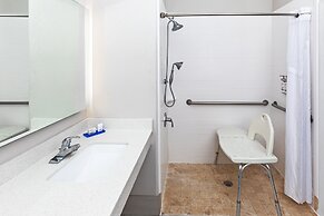 Holiday Inn Express Hotel & Suites Lafayette South by IHG