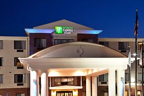 Holiday Inn Express & Suites Ocean Springs by IHG