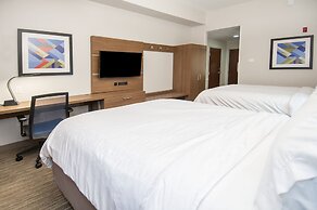 Holiday Inn Express & Suites Ocean Springs by IHG