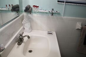 Royal North Beach All Suites