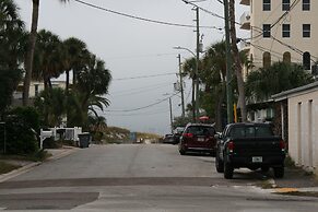 Royal North Beach All Suites