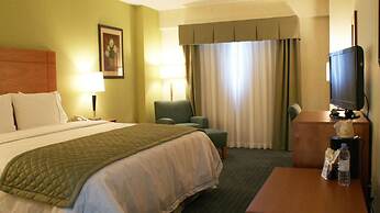 Holiday Inn Express Hotel & Suites Toluca Zona Aeropuerto, an IHG Hote