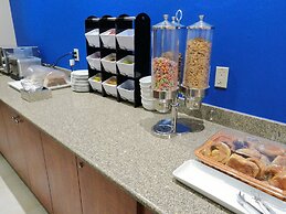 Holiday Inn Express Hotel & Suites Toluca Zona Aeropuerto by IHG