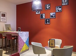ibis Gurgaon Golf Course Road Hotel