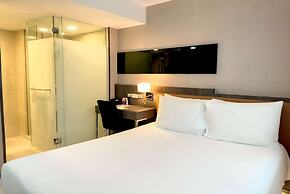 Ramada by Wyndham Bangkok Sukhumvit 11