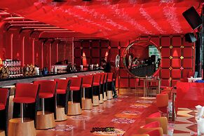 Ramada by Wyndham Bangkok Sukhumvit 11