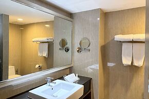 Ramada by Wyndham Bangkok Sukhumvit 11
