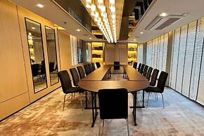 Ramada by Wyndham Bangkok Sukhumvit 11