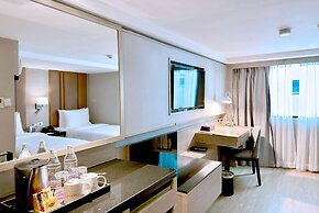 Ramada by Wyndham Bangkok Sukhumvit 11