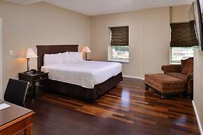 Grand Eastonian Hotel & Suites