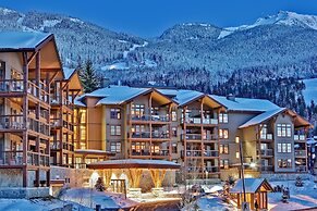 Evolution Whistler, by Lodging Ovations