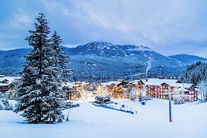 Evolution Whistler, by Lodging Ovations