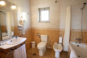 Hotel Clube Porto Mos