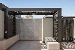 Netanya Noosa Beachfront Resort