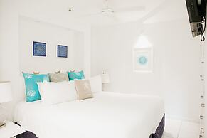 Netanya Noosa Beachfront Resort